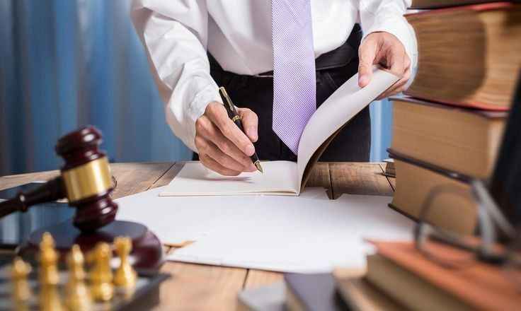 «Изображение к посту “Поговорим об авторском праве: кто такой правообладатель и что ему принадлежит”»