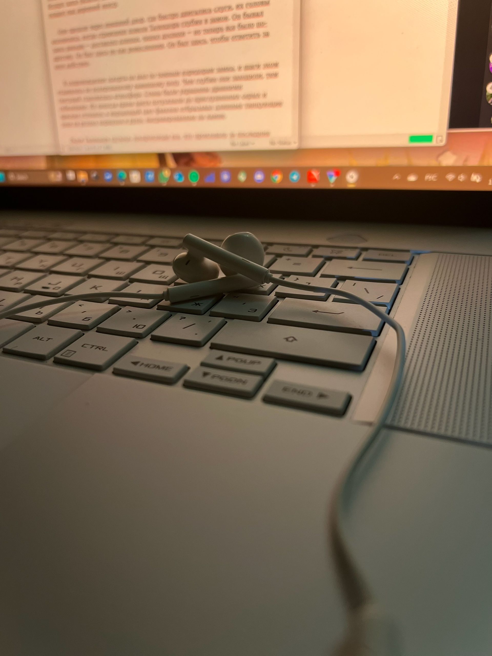 «Изображение к посту “Behind the Scenes. Эпизод 4.  Разрушитель Завесы: Есть ли у текста голос? ”»