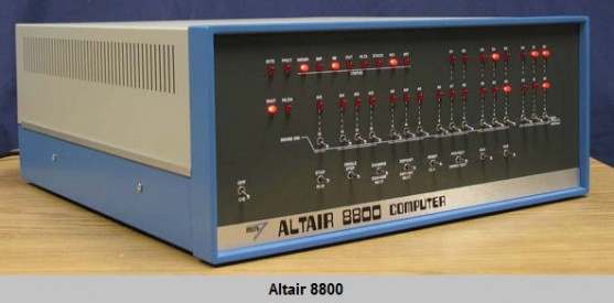 Первый персональный компьютер Altair
